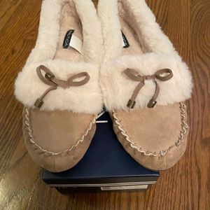 Brand New Nautica cozy slippers